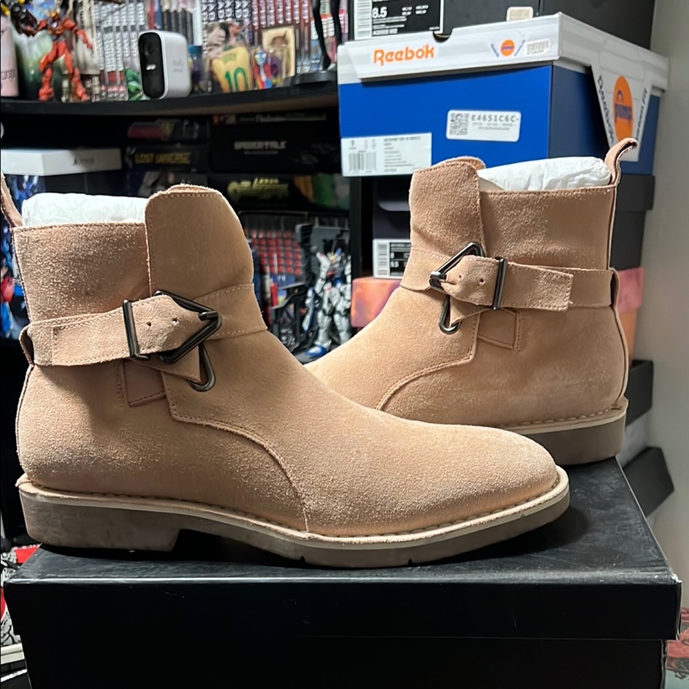 Chelsea Boots